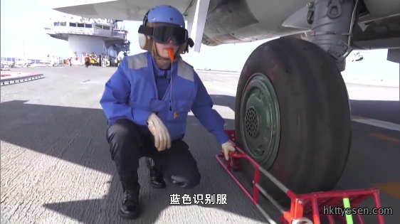 探访中国首艘国产航母山东舰